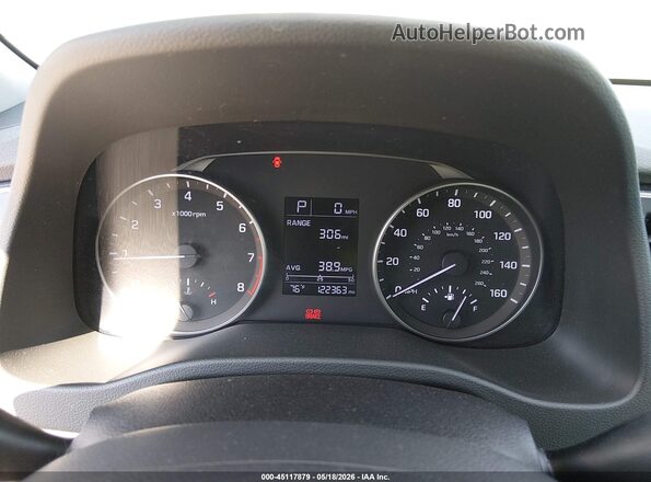 5NPD84LF5HH073266 2017 HYUNDAI ELANTRA Silver Widok tylnych siedzeń