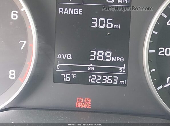 5NPD84LF5HH073266 2017 HYUNDAI ELANTRA Silver 