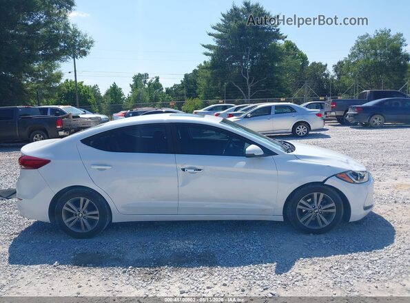 5NPD84LF5HH176414 2017 HYUNDAI ELANTRA White 