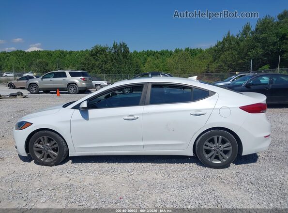 5NPD84LF5HH176414 2017 HYUNDAI ELANTRA White 