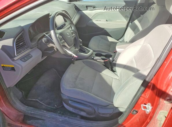 5NPD84LF5JH307203 2018 HYUNDAI ELANTRA Красный Вид салона спереди
