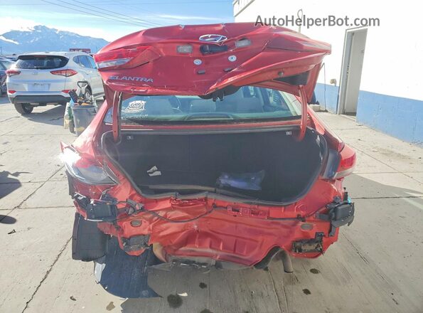 5NPD84LF5JH307203 2018 HYUNDAI ELANTRA Красный Вид сзади