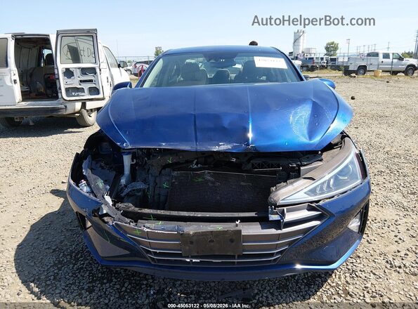 5NPD84LF5KH418013 2019 HYUNDAI ELANTRA Blue Rear interior view