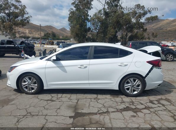 5NPD84LF5LH570357 2020 HYUNDAI ELANTRA Белый Вид задней части салона