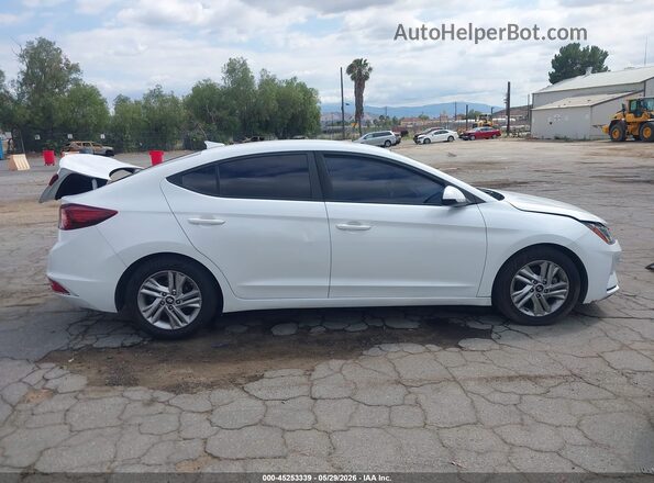5NPD84LF5LH570357 2020 HYUNDAI ELANTRA Белый Вид щитка приборов