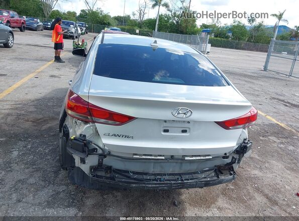 5NPD84LF6JH227571 2018 HYUNDAI ELANTRA Silver 
