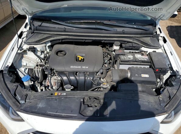 5NPD84LF6JH272655 2018 HYUNDAI ELANTRA White 