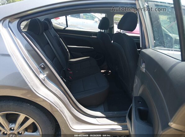 5NPD84LF6JH286409 2018 HYUNDAI ELANTRA Gray 