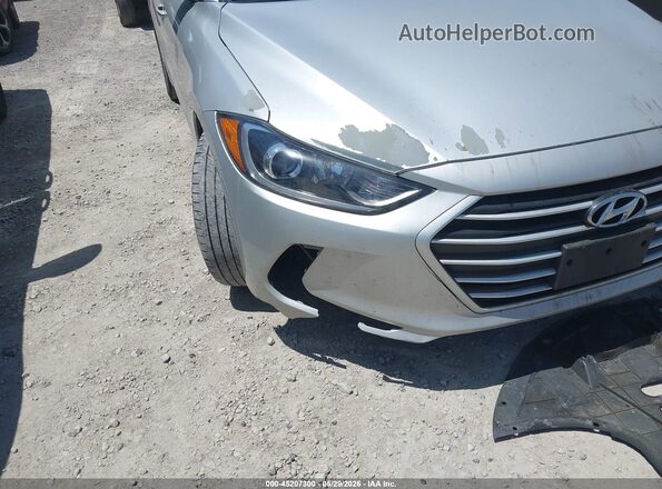 5NPD84LF6JH315813 2018 HYUNDAI ELANTRA Silver Front view