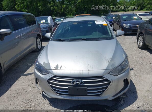 5NPD84LF6JH315813 2018 HYUNDAI ELANTRA Silver Rear interior view
