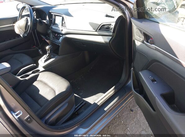 5NPD84LF6JH391161 2018 HYUNDAI ELANTRA Gray Vista interior delantera