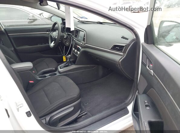 5NPD84LF6LH579231 2020 HYUNDAI ELANTRA Белый Вид салона спереди