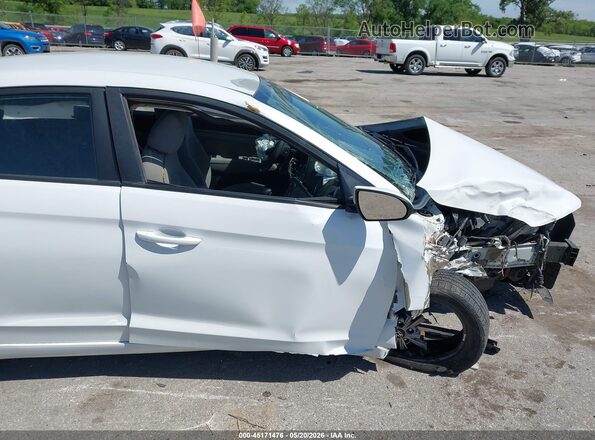 5NPD84LF7HH017751 2017 HYUNDAI ELANTRA White 