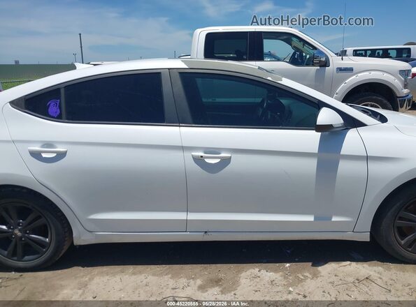 5NPD84LF7HH132012 2017 HYUNDAI ELANTRA Белый 