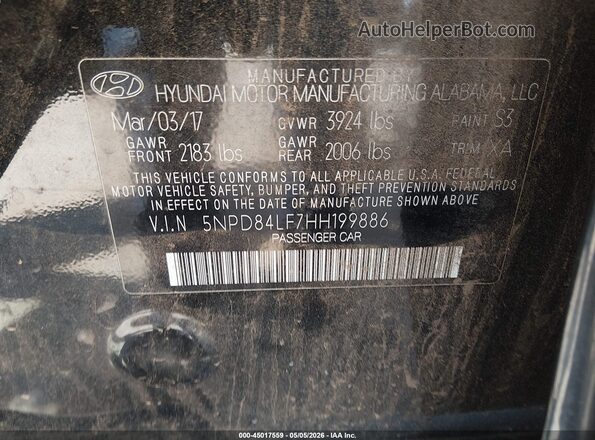 5NPD84LF7HH199886 2017 HYUNDAI ELANTRA Black Widok komory silnika