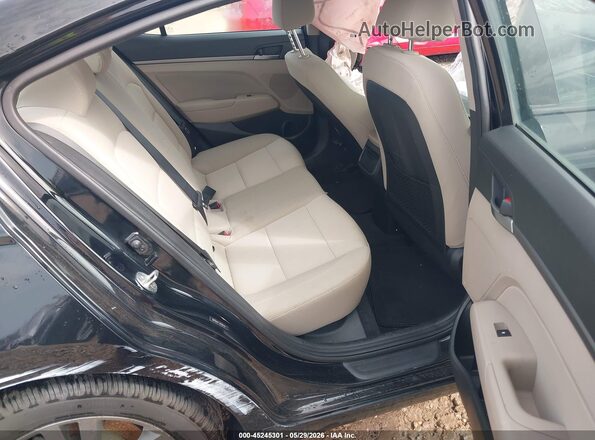 5NPD84LF7JH284216 2018 HYUNDAI ELANTRA Black VIN კოდის სტიკერის ხედი