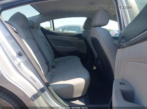 5NPD84LF8HH040858 2017 HYUNDAI ELANTRA Silver Widok naklejki z numerem VIN