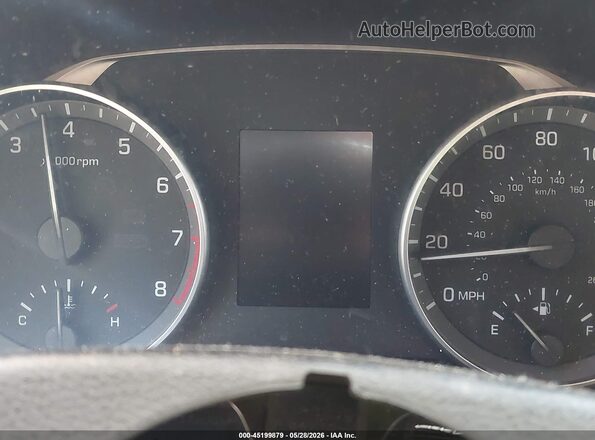 5NPD84LF8HH068885 2017 HYUNDAI ELANTRA Серебряный 