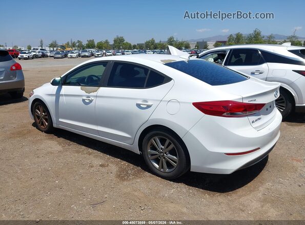 5NPD84LF8HH172194 2017 HYUNDAI ELANTRA White 