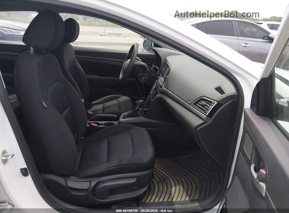 5NPD84LF8JH227541 2018 HYUNDAI ELANTRA White Vista interior delantera