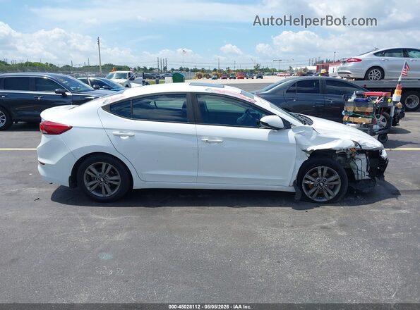 5NPD84LF8JH304313 2018 HYUNDAI ELANTRA White უკანა სალონის ხედი