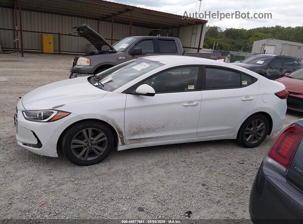5NPD84LF8JH358274 2018 HYUNDAI ELANTRA Белый 