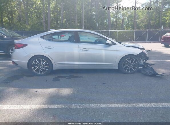 5NPD84LF8LH499154 2020 HYUNDAI ELANTRA Silver Widok wnętrza z tyłu