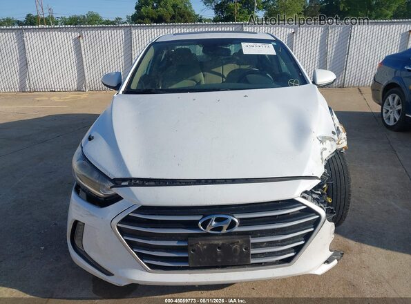 5NPD84LF9HH134540 2017 HYUNDAI ELANTRA White Widok zestawu wskaźników