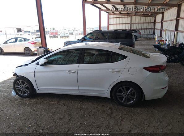 5NPD84LF9JH249774 2018 HYUNDAI ELANTRA Белый Панорамный вид салона 360°