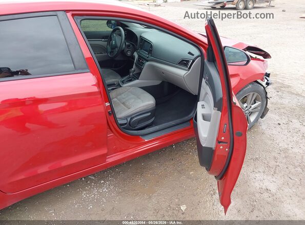 5NPD84LF9JH304238 2018 HYUNDAI ELANTRA Red Вид салону спереду