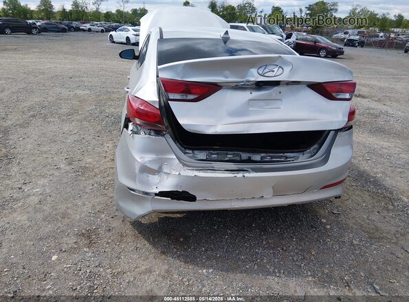 5NPD84LF9JH307673 2018 HYUNDAI ELANTRA White Front view