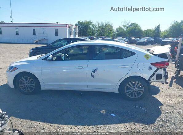 5NPD84LF9JH375746 2018 HYUNDAI ELANTRA White 
