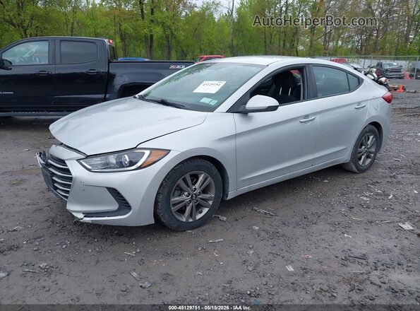 5NPD84LFXJH281990 2018 HYUNDAI ELANTRA Silver წინა მარცხენა ხედი სამი მეოთხედიდან