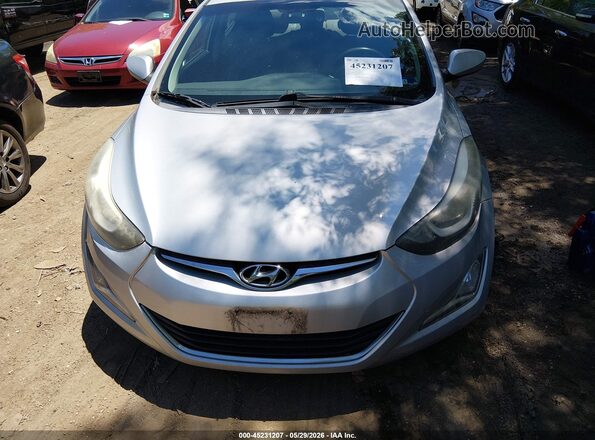 5NPDH4AE1GH702904 2016 HYUNDAI ELANTRA Silver Widok z przodu