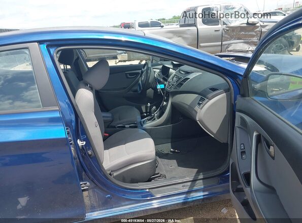 5NPDH4AE1GH736230 2016 HYUNDAI ELANTRA Blue Вид салону спереду
