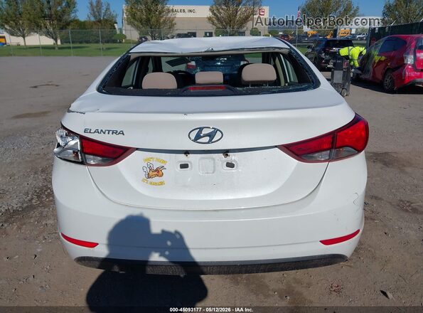 5NPDH4AE3GH661126 2016 HYUNDAI ELANTRA White 