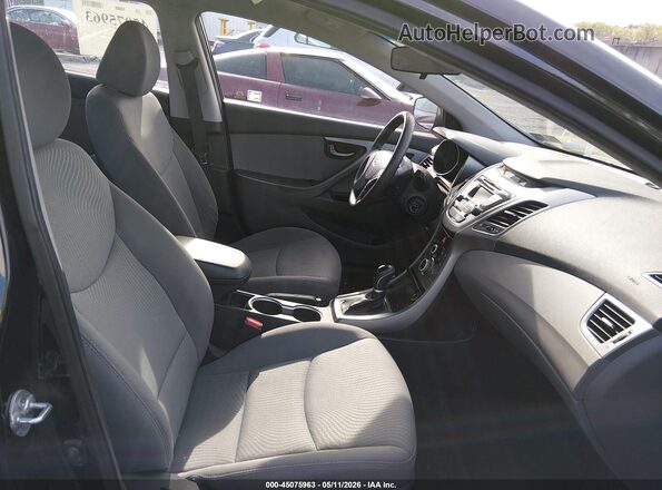5NPDH4AE3GH715301 2016 HYUNDAI ELANTRA Black 