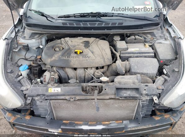 5NPDH4AE4GH695981 2016 HYUNDAI ELANTRA Silver Widok z tyłu