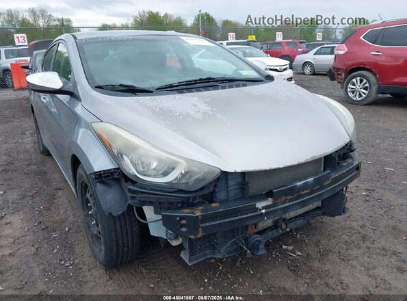 5NPDH4AE4GH695981 2016 HYUNDAI ELANTRA Silver Widok z przodu