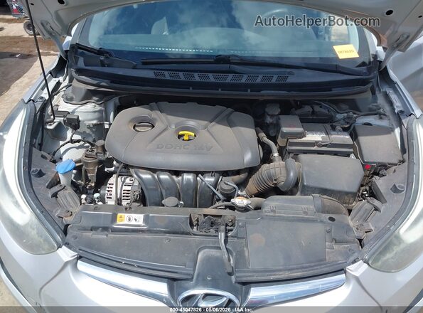 5NPDH4AE4GH715078 2016 HYUNDAI ELANTRA Silver Rear view