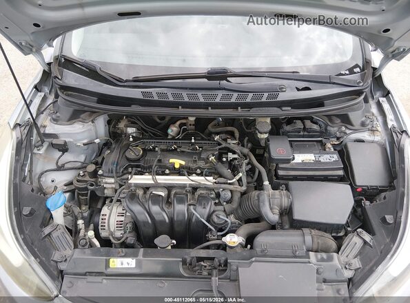 5NPDH4AE4GH730082 2016 HYUNDAI ELANTRA Silver Rear view