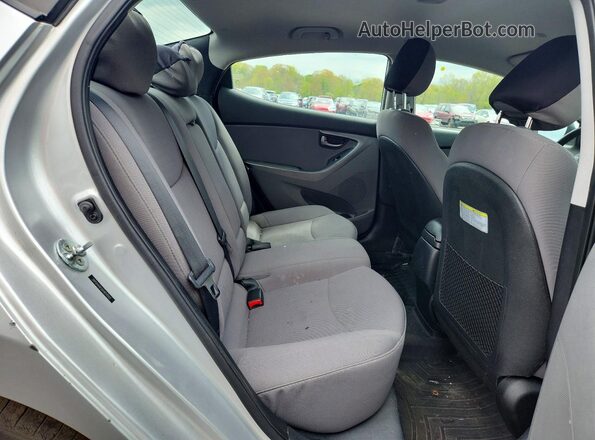 5NPDH4AE5GH654503 2016 HYUNDAI ELANTRA Silver 