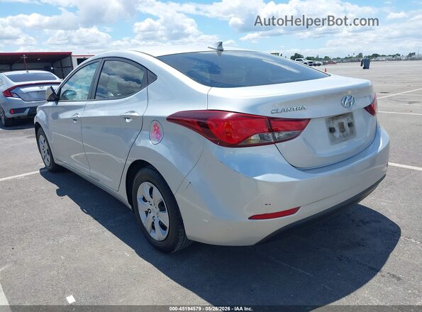 5NPDH4AE5GH692118 2016 HYUNDAI ELANTRA Silver 