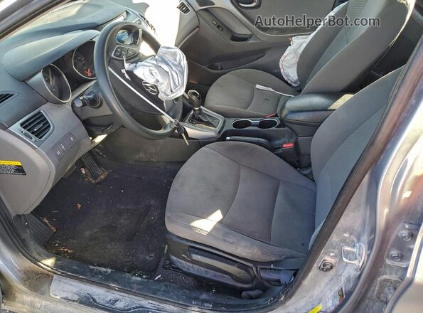 5NPDH4AE6GH694766 2016 HYUNDAI ELANTRA Silver Front interior view