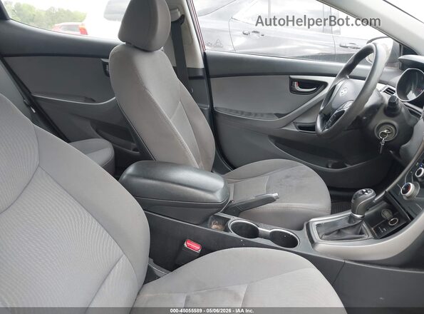5NPDH4AE7GH677216 2016 HYUNDAI ELANTRA Red 