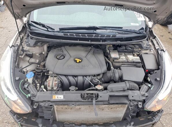 5NPDH4AE7GH779972 2016 HYUNDAI ELANTRA Золотой Вид задней части салона