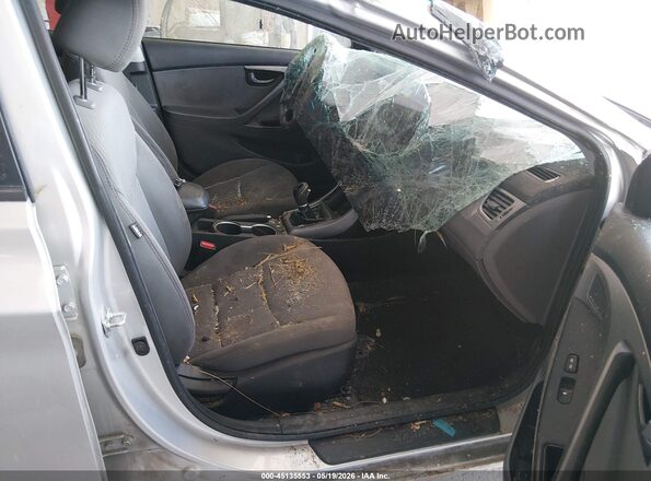 5NPDH4AE7GH781639 2016 HYUNDAI ELANTRA Silver Widok wnętrza z przodu