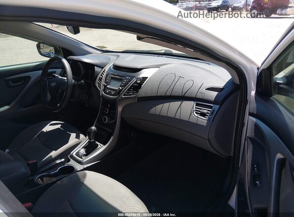 5NPDH4AE8GH653653 2016 HYUNDAI ELANTRA White 