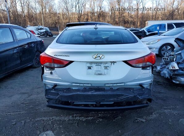 5NPDH4AE8GH765482 2016 HYUNDAI ELANTRA Silver Vista trasera