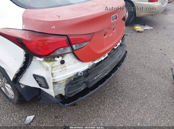 5NPDH4AE9GH660496 2016 HYUNDAI ELANTRA White 